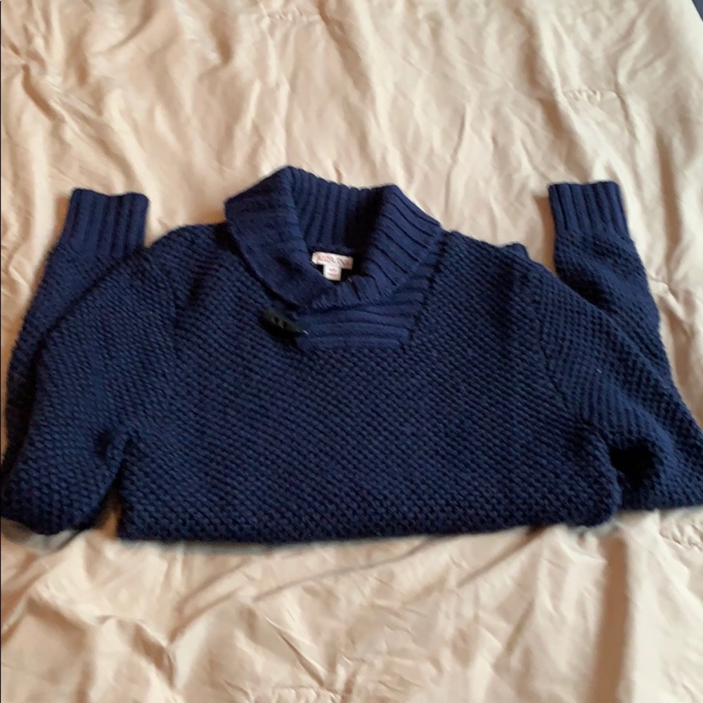 sweater - Picture 6 of 6